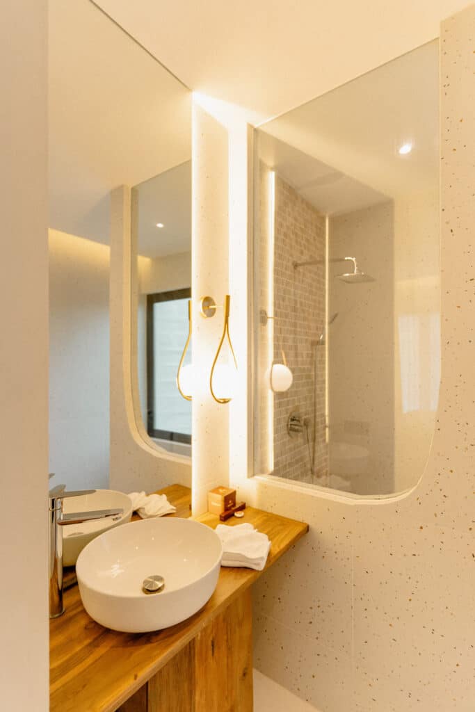 Completed 2BR Villa, Fully Managed, Bali Investment in Seminyak — photo 5